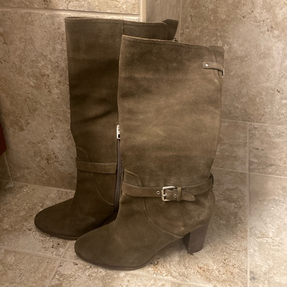 Women’s coach boots - Picture 1 of 7